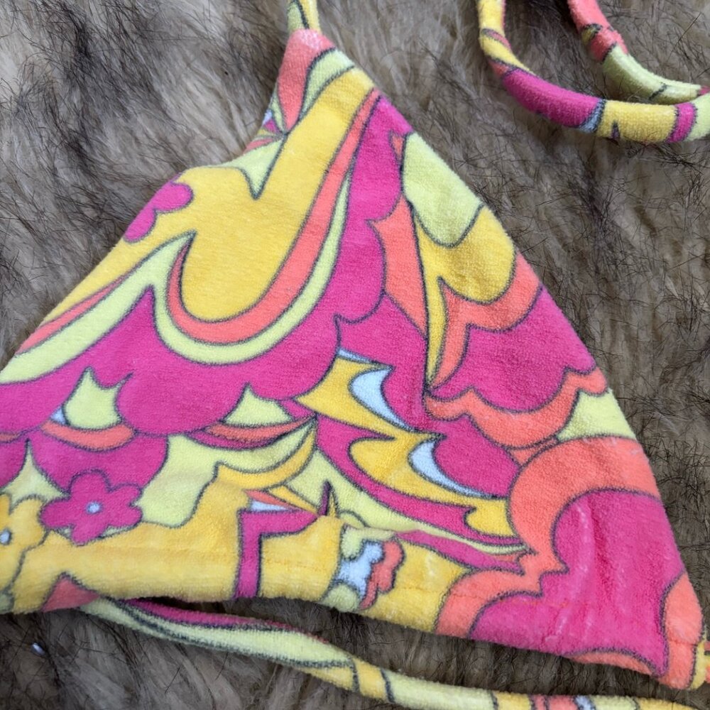 Frankies Bikinis Tia Bikini Top in Peace Terry, Medium - Picture 3 of 5